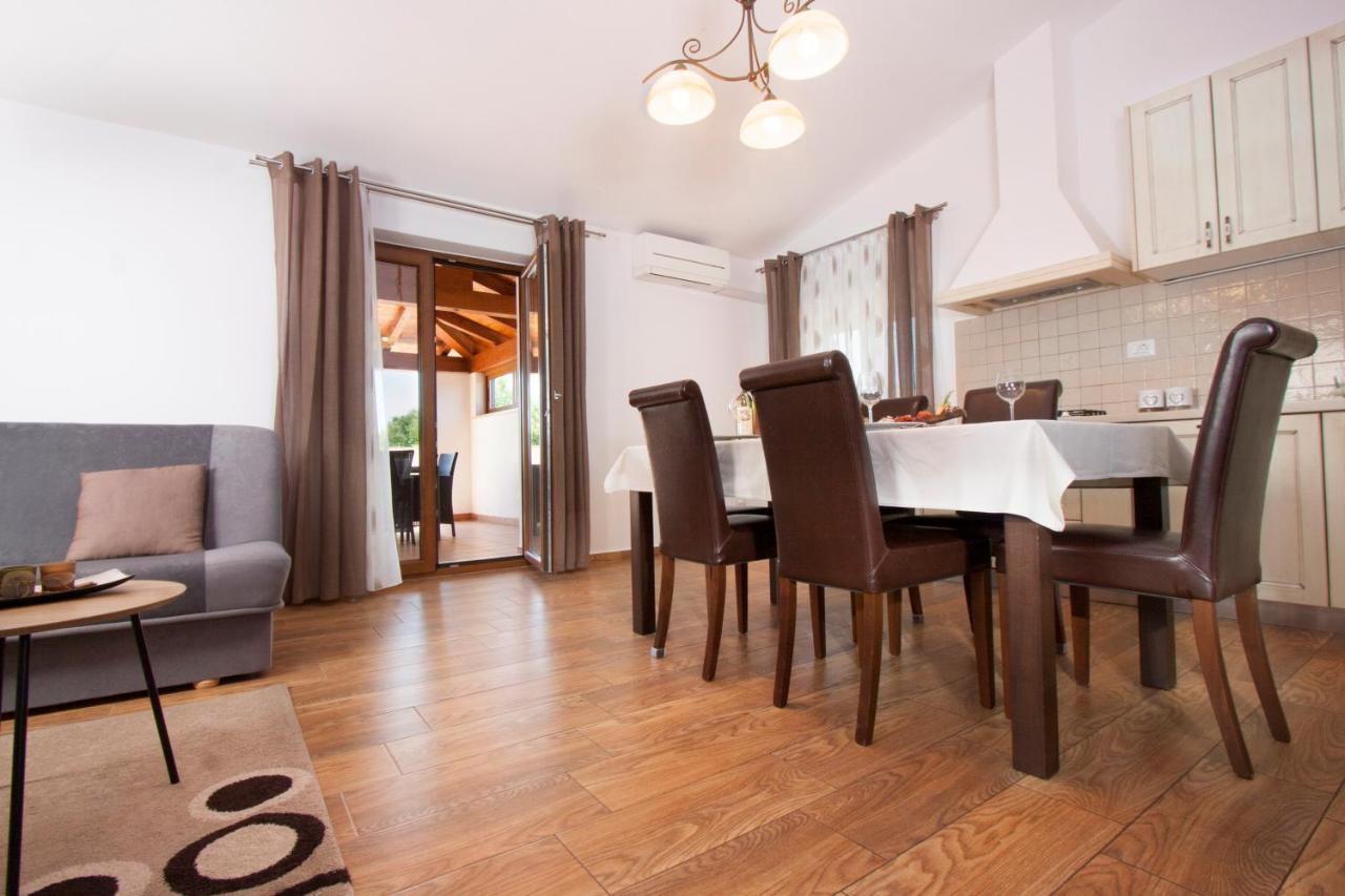 Apartman Lucija Vižinada Exterior foto